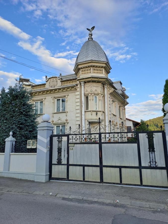 Casa Irimescu Leilighet Gura Humorului Eksteriør bilde
